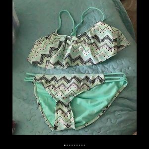 Trillium bikini Mint green black and white ruffle top like new see-threw…